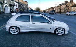 white Clio Dimma